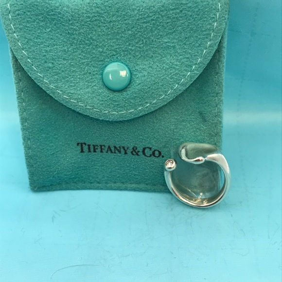 Full Heart Ring - Picture 2 of 3